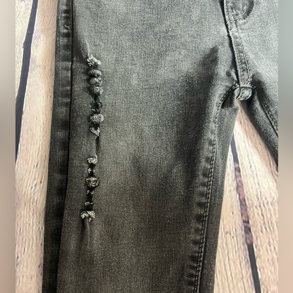 EUC FREDD MARSHALL Boy's Skinny Ripped Distressed Stretch Slim Fit Denim Jeans - Picture 6 of 15